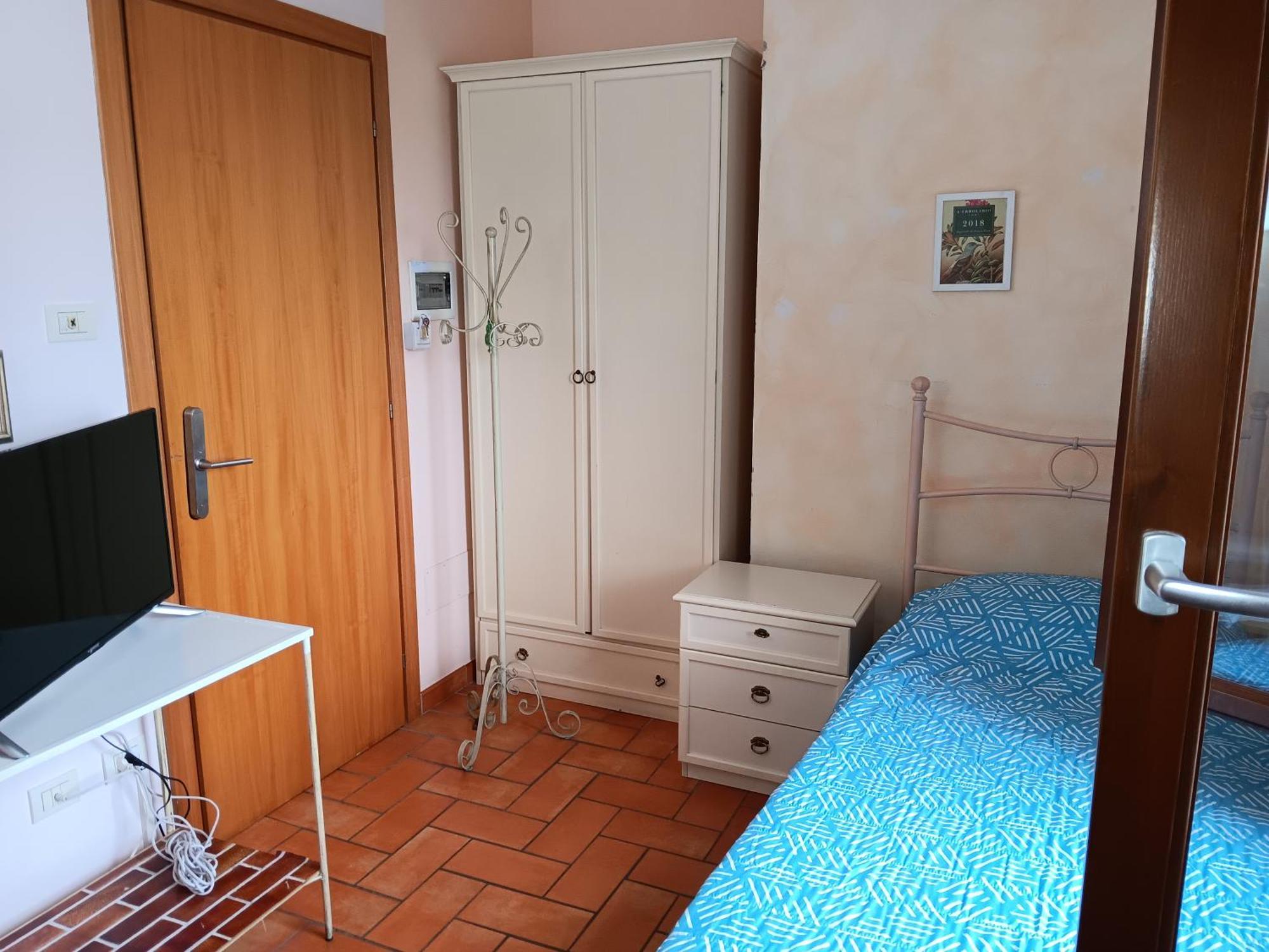 Single Room Private Bathroom