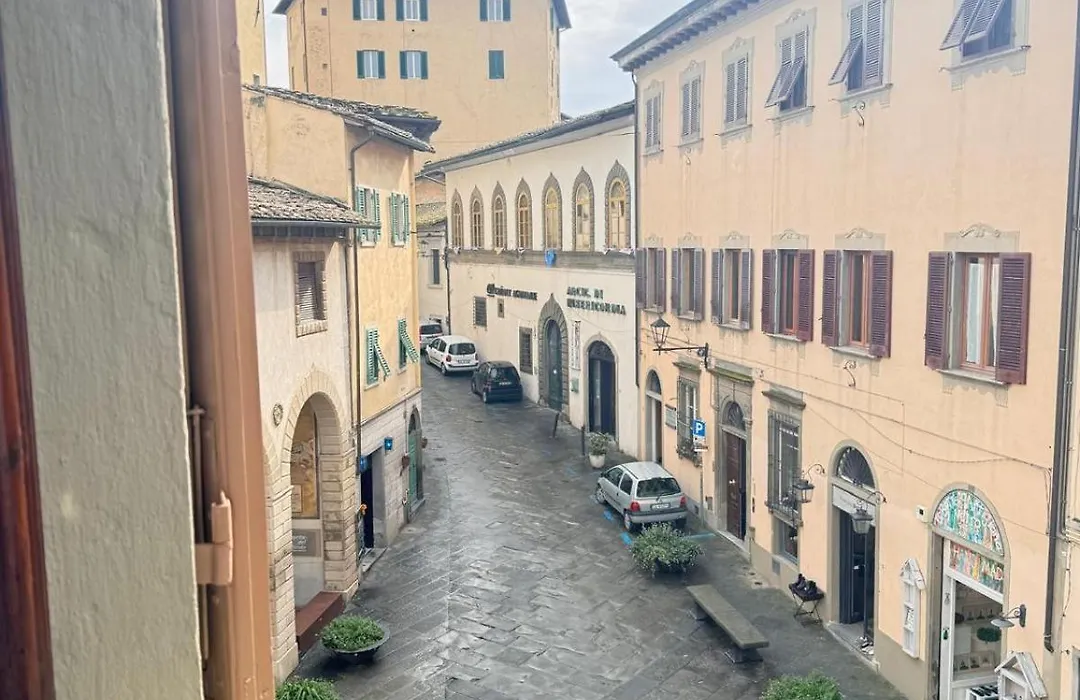 Dimora Sotto la Rocca-1